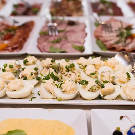 Korab 3* Miedzyzdroje