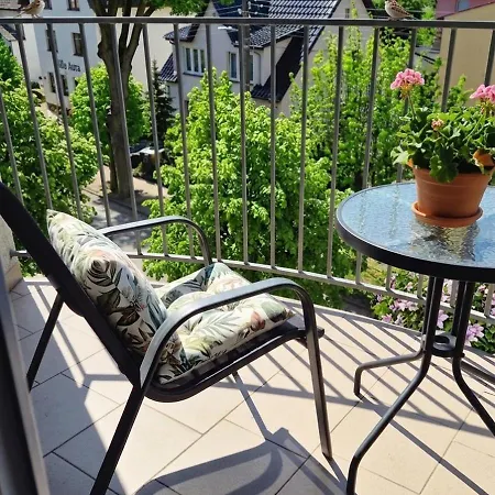 Bed & Breakfast Rezydencja Korab 3*