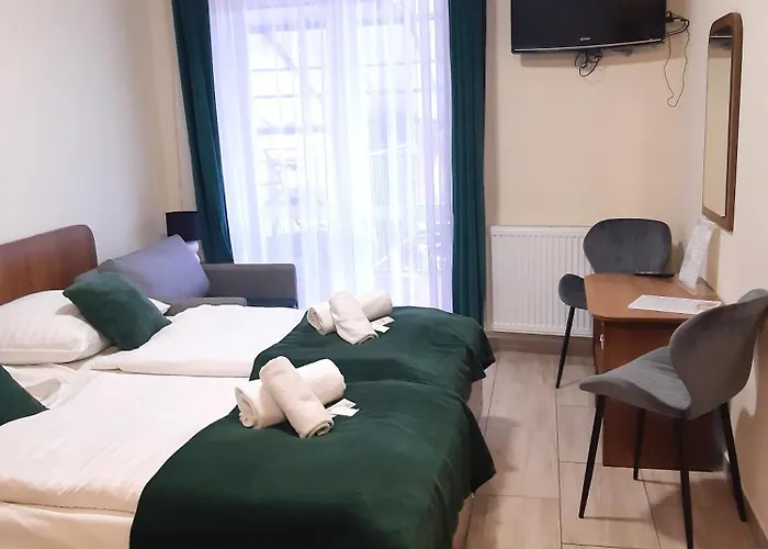 Nocleg ze śniadaniem Korab 3*