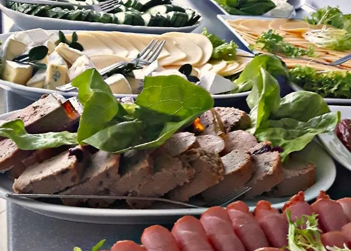 Nocleg ze śniadaniem Korab 3*