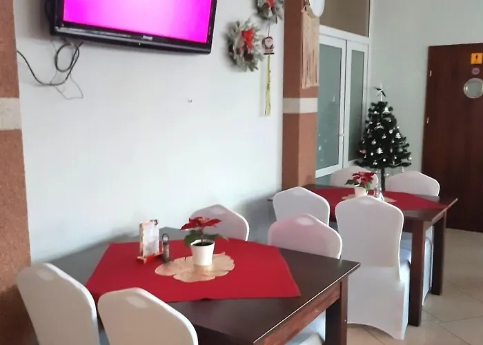 Korab Nocleg ze śniadaniem 3*