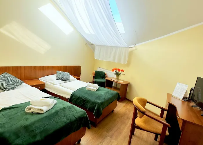 Korab Nocleg ze śniadaniem 3*